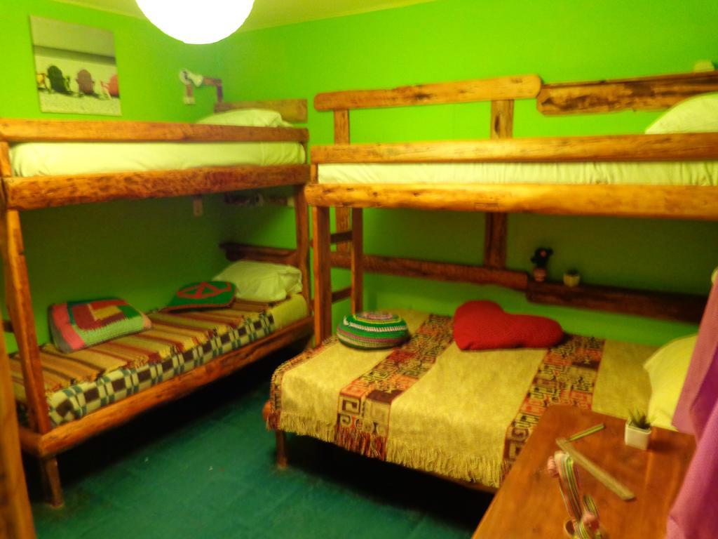 Wood House Hostel Сан-Карлос-де-Барилоче Номер фото