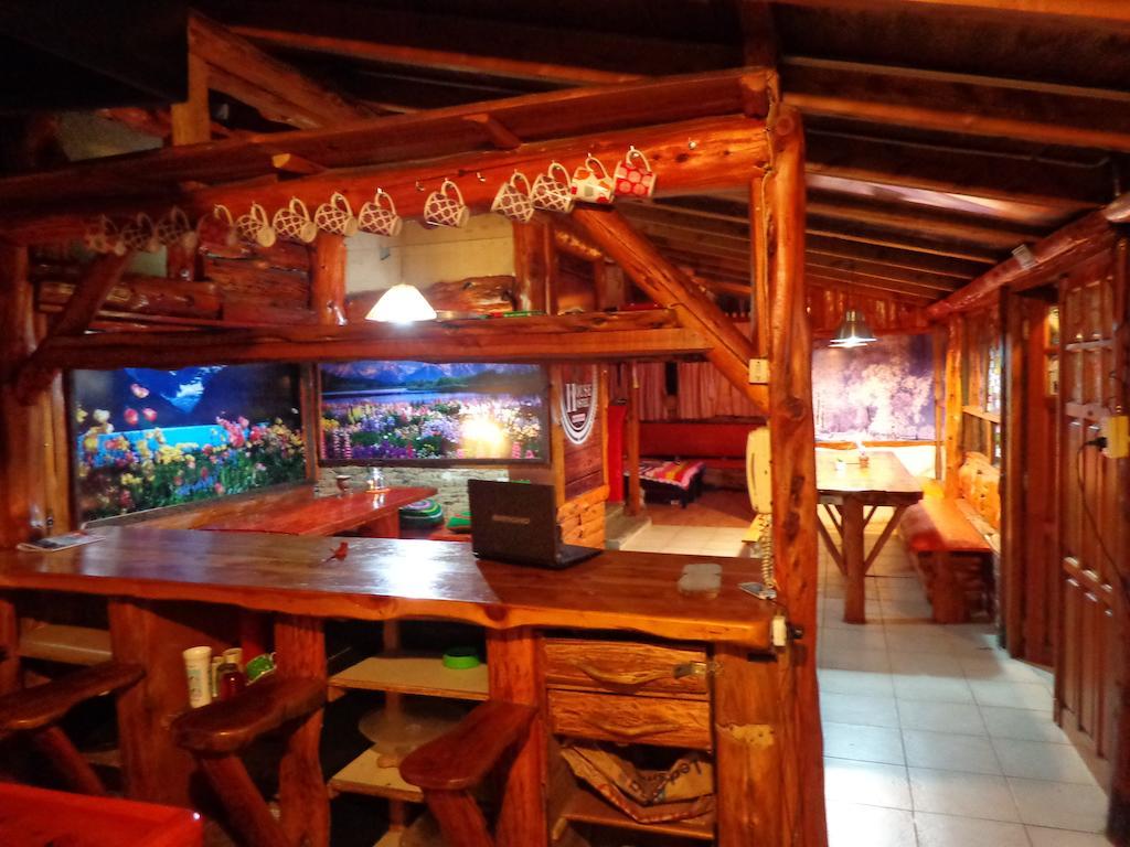 Wood House Hostel Сан-Карлос-де-Барилоче Экстерьер фото
